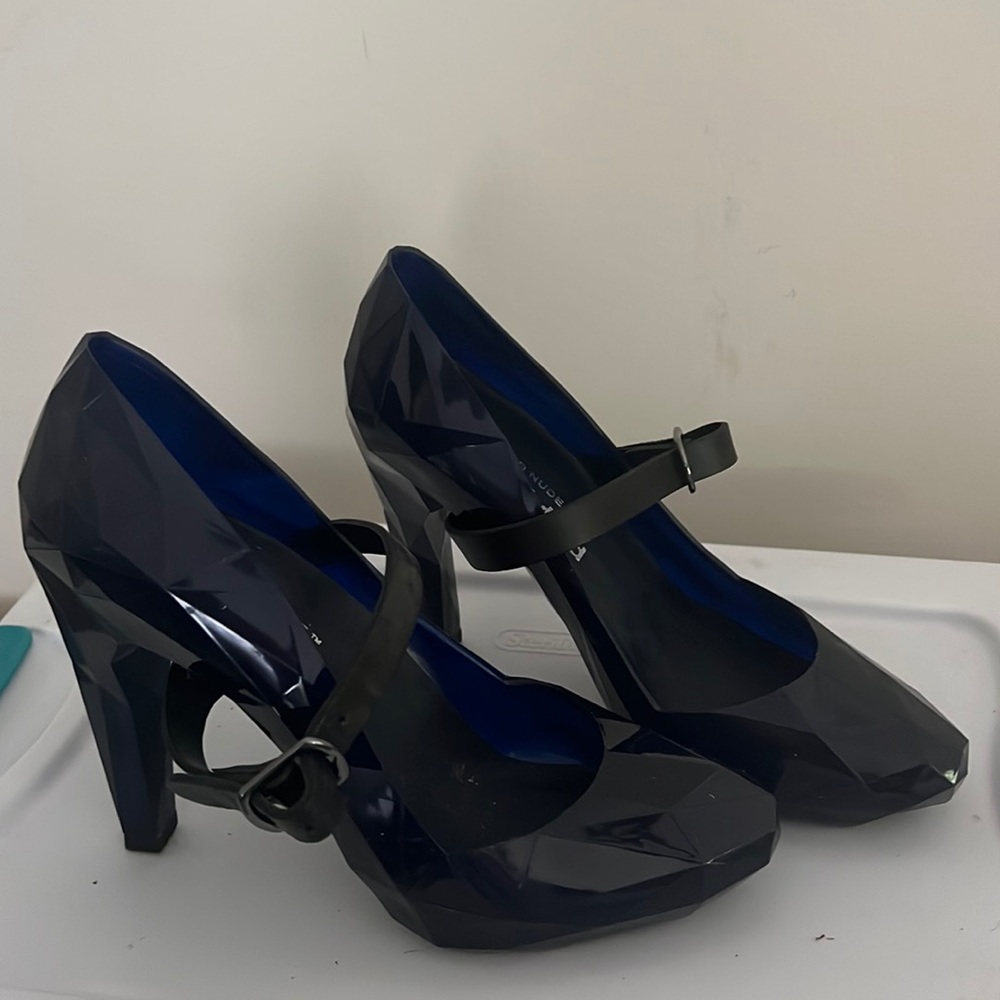 United nude faceted heels with optional strap